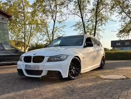 BMW Série 3 330d 3.0 245