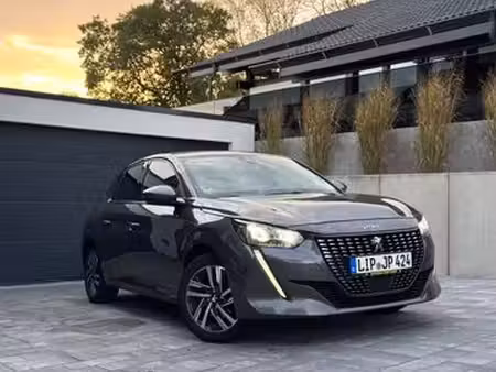 Peugeot 208 1.2 PureTech 100 Allure