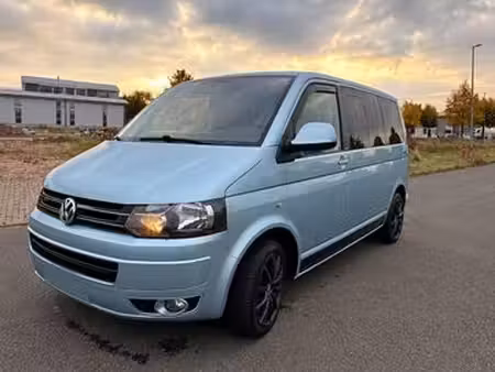 Volkswagen Transporter T5 2.0 TDI 114