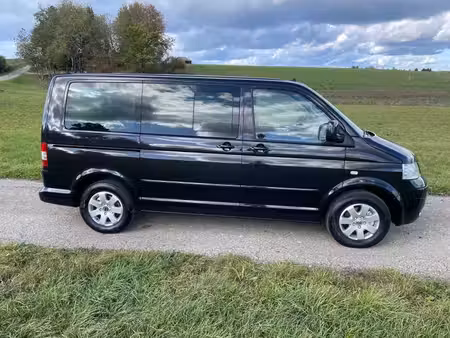Volkswagen Transporter T5 2.5 TDI 131