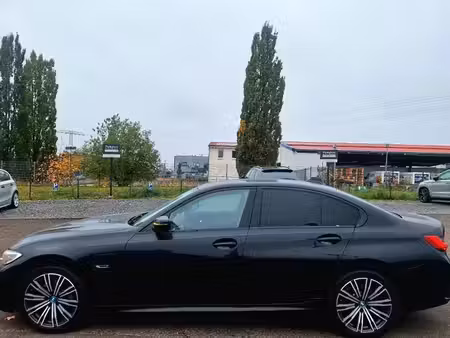 BMW Série 3 330e 2.0 292