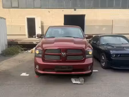 Dodge RAM 1500 V8 5.7