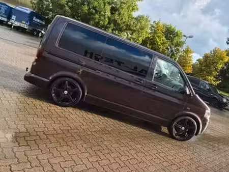 Volkswagen Transporter T5 2.0 TDI 140