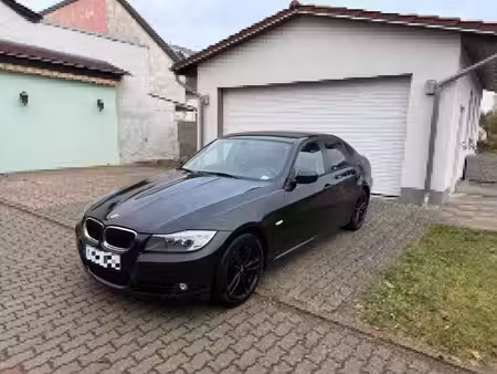 BMW Série 3 318i 2.0 143