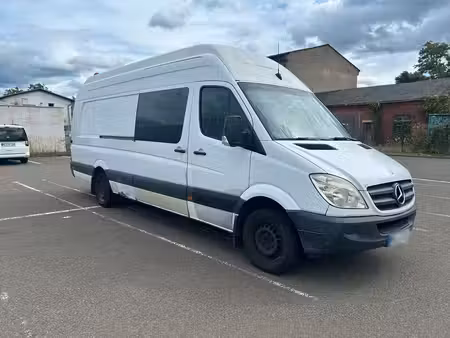 Mercedes-Benz Sprinter 