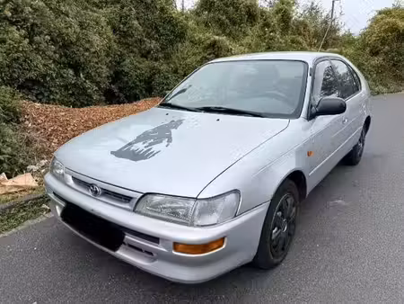 Toyota Corolla 1.3 75