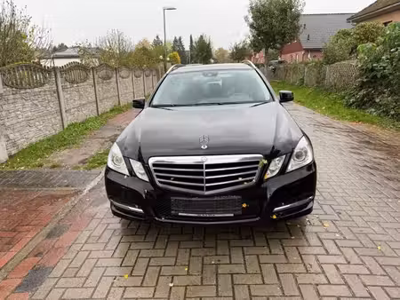 Mercedes-Benz Classe E E 200 2.1 CDI 136