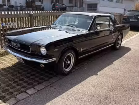 Ford Mustang 