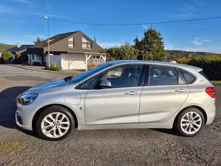 BMW Série 2 225e 1.5 224