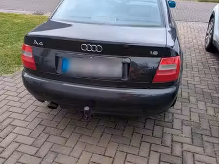 Audi A4 1.6 101