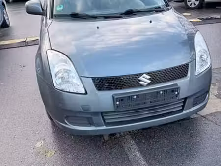 Suzuki Swift 1.3 92