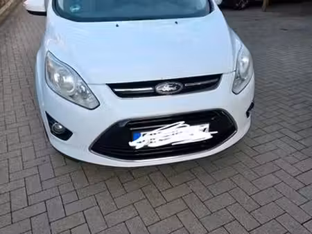 Ford Grand C-max Titanium
