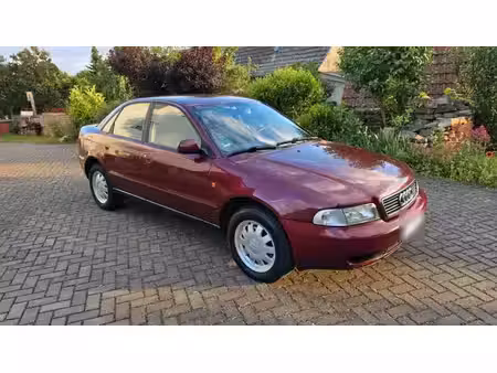 Audi A4 1.8 125