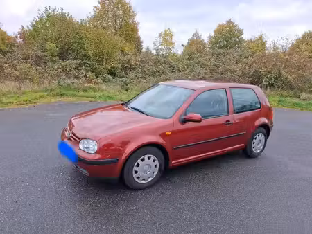 Volkswagen Golf 1.4 75