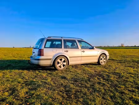 Volkswagen Golf 1.9