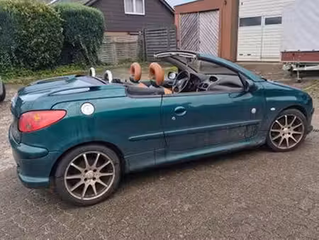 Peugeot 206 