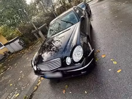 Mercedes-Benz Classe E E 320