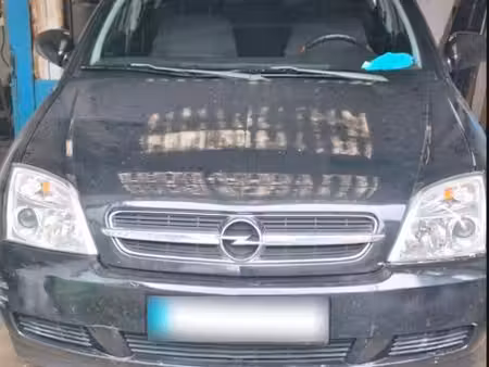 Opel Vectra 1.8 122