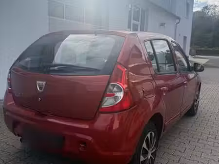 Dacia Sandero 1.2 75