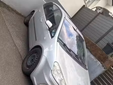 Ford C-max 1.8 125 SE