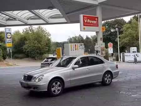 Mercedes-Benz Classe E E 220 2.1 150