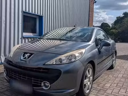Peugeot 207 CC 1.6 HDi 110