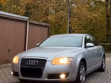 Audi A6 V6 2.4 177 quattro