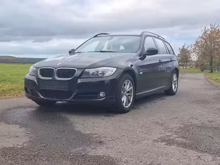 BMW Série 3 318i 2.0 143