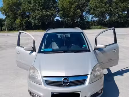 Opel Zafira 2.2 150 Cosmo