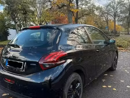 Peugeot 208 68