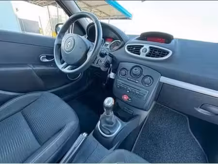 Renault Clio 1.2 75