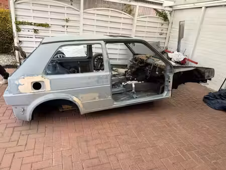 Volkswagen Golf 