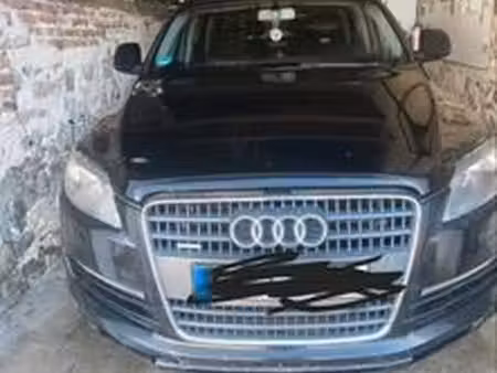 Audi Q7 quattro