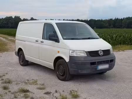 Volkswagen Transporter T5 1.9 TDI 102