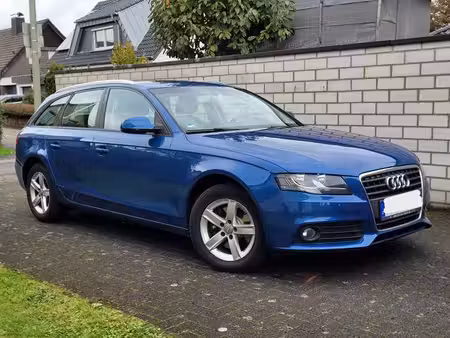 Audi A4 2.0 TDI 143 Attraction