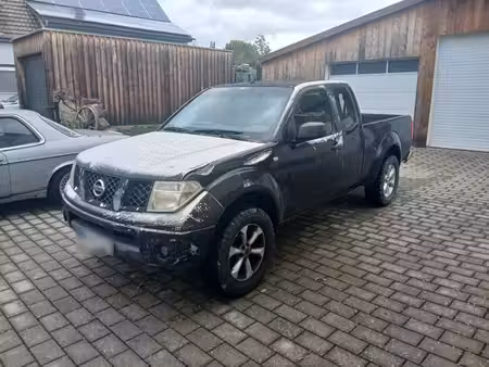Nissan Navara 2.5 dCi 171