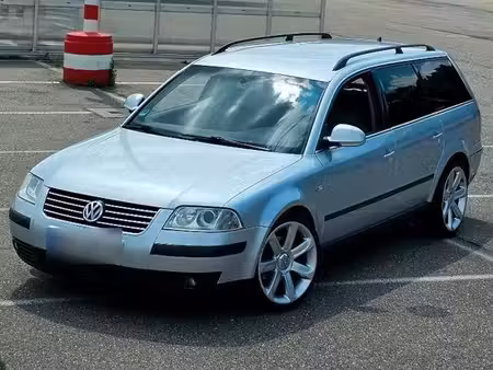 Volkswagen Passat 2.3 150 Confortline