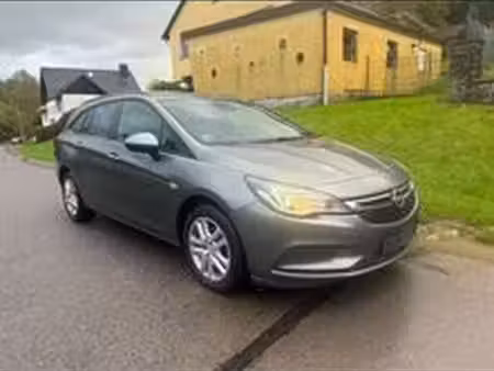 Opel Astra 1.6 CDTI 110