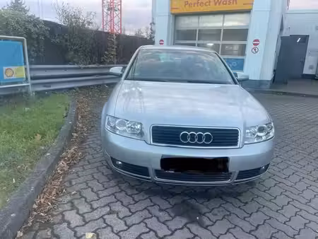 Audi A4 1.6 102