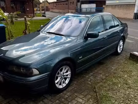 BMW Série 5 525i 2.5 192