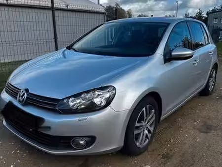 Volkswagen Golf 1.4 TSI 122