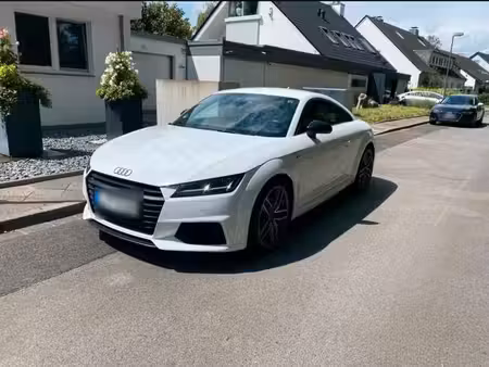 Audi TT 1.8 TFSI 180 S line