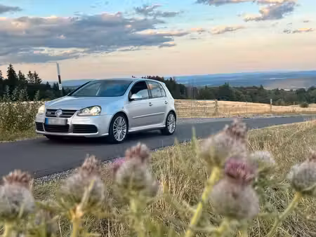 Volkswagen Golf R32 V6 3.2 250 4Motion