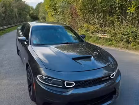 Dodge Charger V8 6.4 Scat Pack