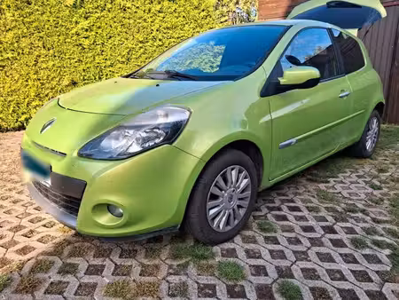 Renault Clio 1.2 75