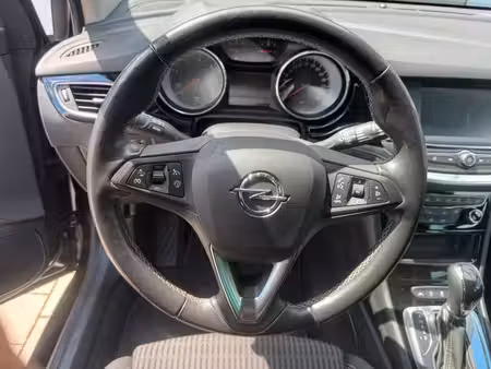Opel Astra 1.5 122