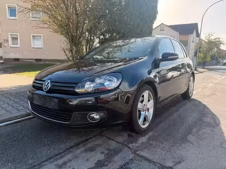 Volkswagen Golf 2.0 TDI 140
