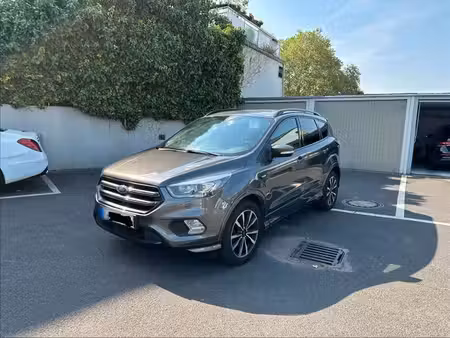 Ford Kuga 1.5 150 ST Line