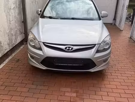 Hyundai i30 1.6 CRDi 90