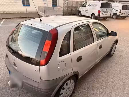 Opel Corsa 1.2 75